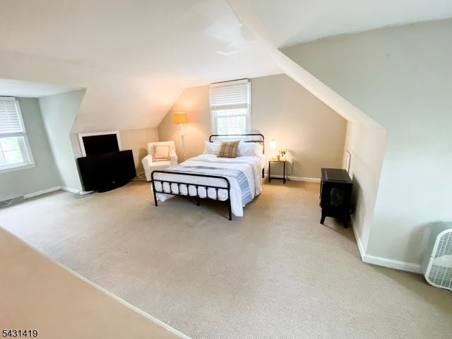 608 E Hendricks Blvd, South Plainfield Boro, NJ 07080