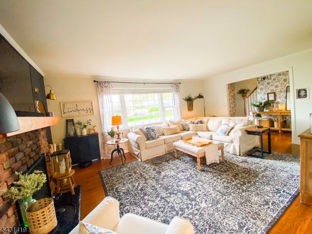 608 E Hendricks Blvd, South Plainfield Boro, NJ 07080