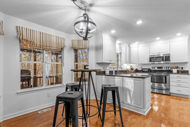 5515 Barons Point, Ooltewah, TN 37363