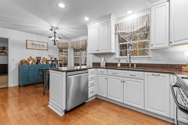 5515 Barons Point, Ooltewah, TN 37363