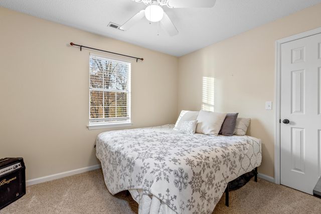 5515 Barons Point, Ooltewah, TN 37363