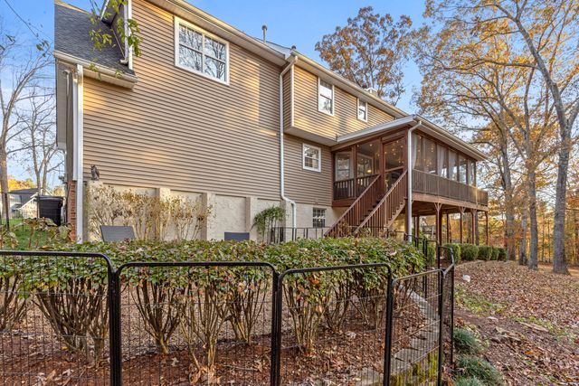 5515 Barons Point, Ooltewah, TN 37363