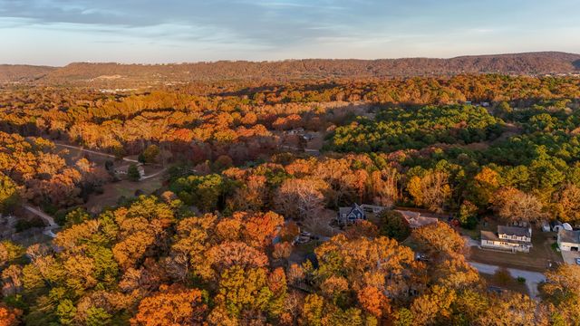 5515 Barons Point, Ooltewah, TN 37363