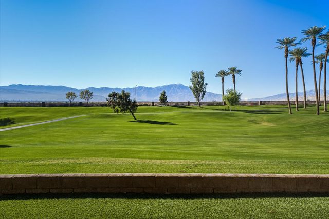 35507 Inverness Avenue, Palm Desert, CA 92211