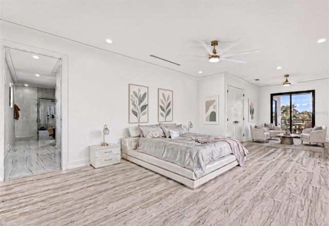 2121 BAYOU GRANDE BOULEVARD NE, St Petersburg, FL 33703