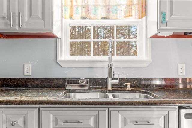 132 Katie Ln, Chatsworth, GA 30705