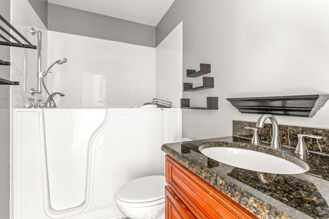 132 Katie Ln, Chatsworth, GA 30705