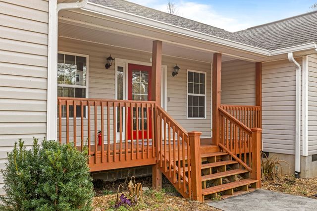 132 Katie Ln, Chatsworth, GA 30705