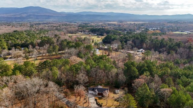 132 Katie Ln, Chatsworth, GA 30705