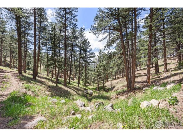 3561 Sunshine Canyon Dr, Boulder, CO 80302