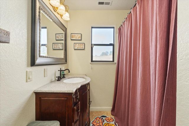 1385 Saddleback Dr, San Andreas, CA 95249