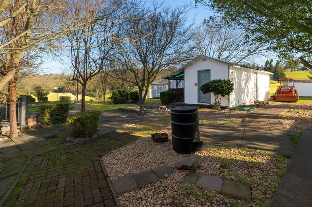 1385 Saddleback Dr, San Andreas, CA 95249