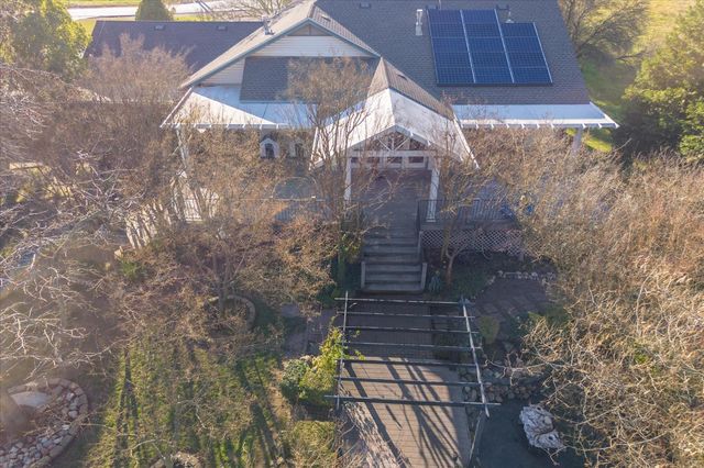 1385 Saddleback Dr, San Andreas, CA 95249