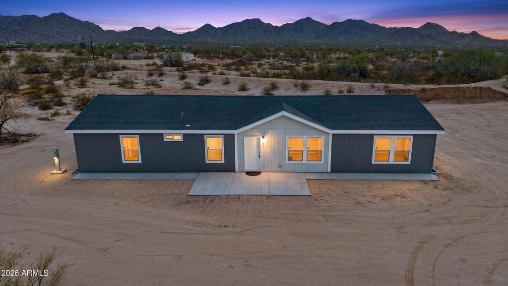 77 N Warren Road, Maricopa, AZ 85139 — exterior