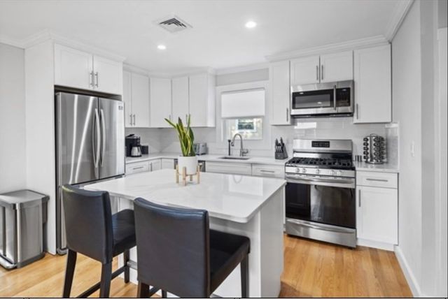 14 Everett St 2, Medford, MA 02155