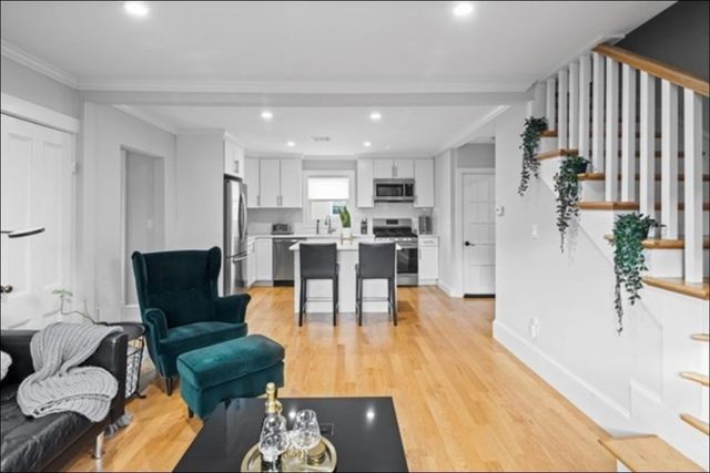 14 Everett St 2, Medford, MA 02155