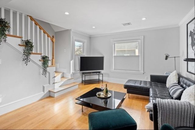 14 Everett St 2, Medford, MA 02155