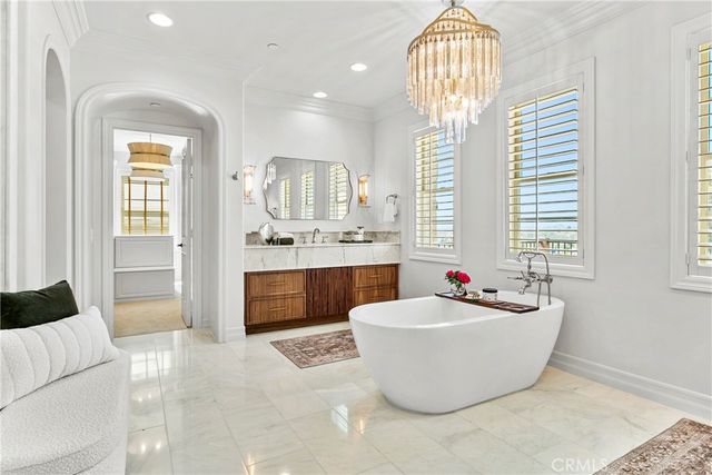 7 Kent Court, Ladera Ranch, CA 92694