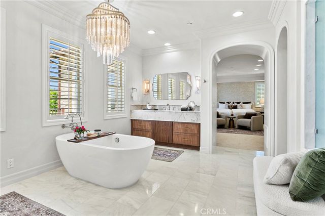 7 Kent Court, Ladera Ranch, CA 92694
