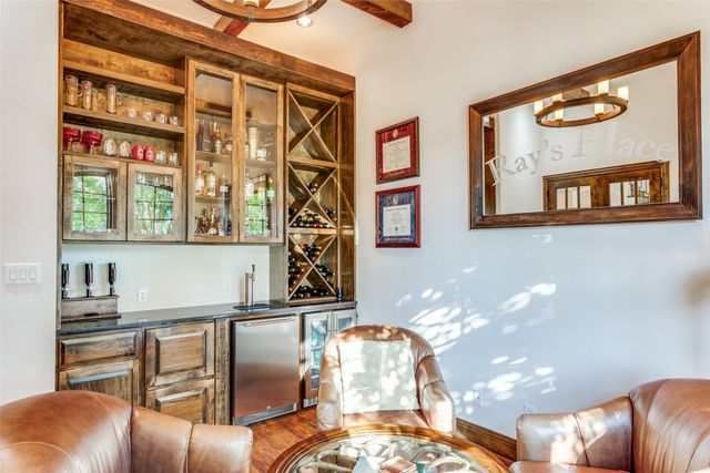 1036 Falcon Creek Drive, Kennedale, TX 76060