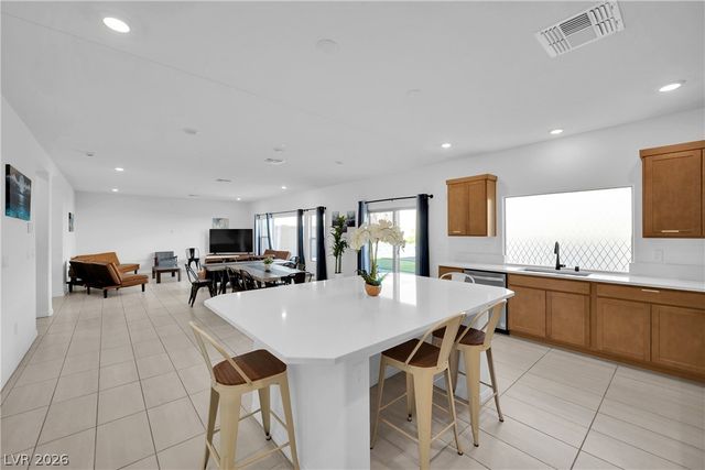 8737 Del Tonside Street, Las Vegas, NV 89139