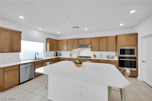 8737 Del Tonside Street, Las Vegas, NV 89139