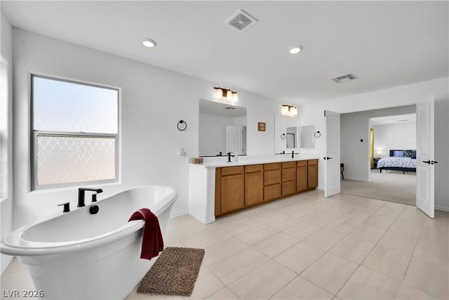 8737 Del Tonside Street, Las Vegas, NV 89139