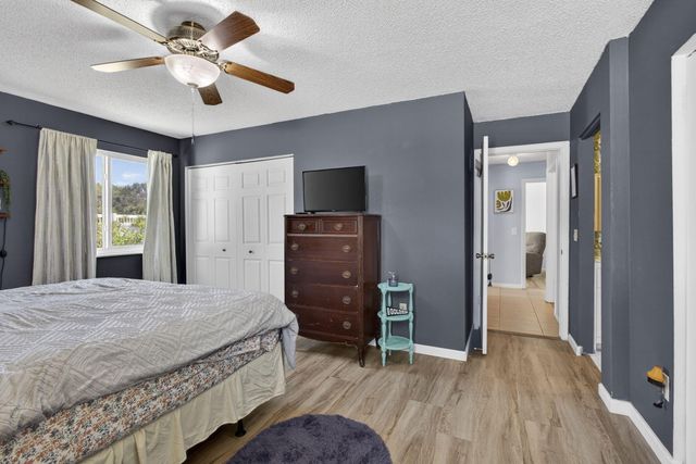 1172 Grandview Circle, Royal Palm Beach, FL 33411