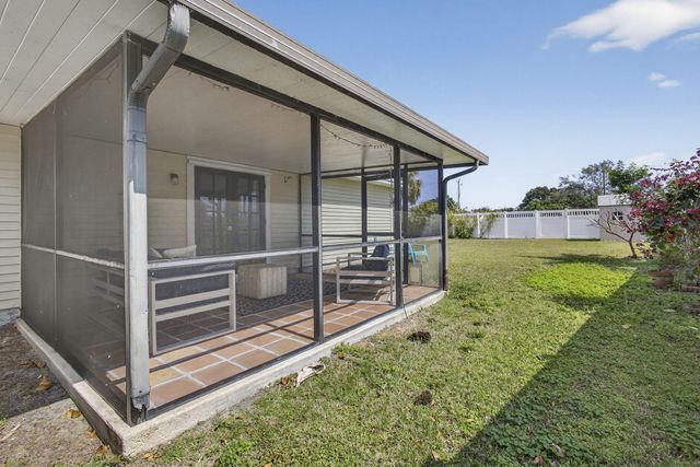 1172 Grandview Circle, Royal Palm Beach, FL 33411