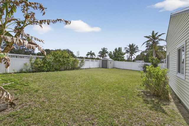 1172 Grandview Circle, Royal Palm Beach, FL 33411