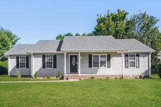 2440 Sawmill St, Murfreesboro, TN 37128