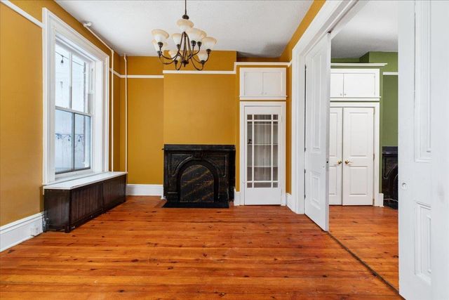 9400 S CONGRESS ST, New Market, VA 22844