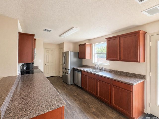 11434 Buck Cyn, San Antonio, TX 78213