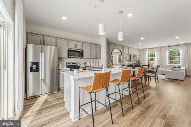 218 SOFT RUSH LN, La Plata, MD 20646