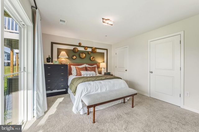 218 SOFT RUSH LN, La Plata, MD 20646