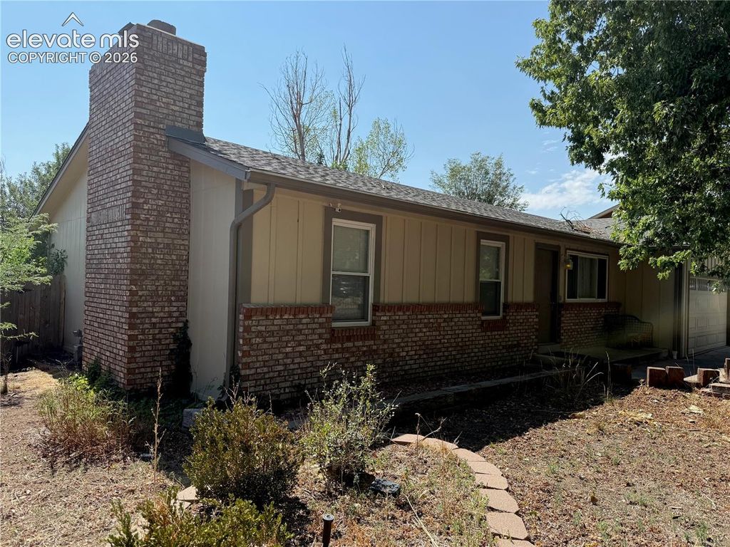 5449 Kay Circle, Colorado Springs, CO 80917 — photo 2