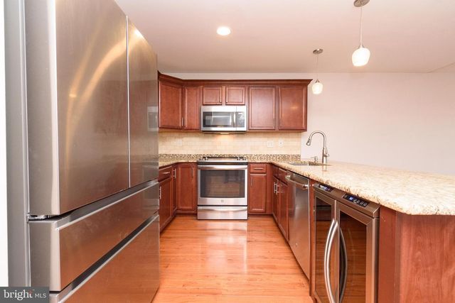 521 DOGWOOD DR, Ambler, PA 19002