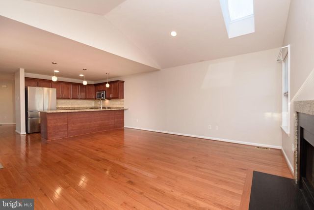 521 DOGWOOD DR, Ambler, PA 19002