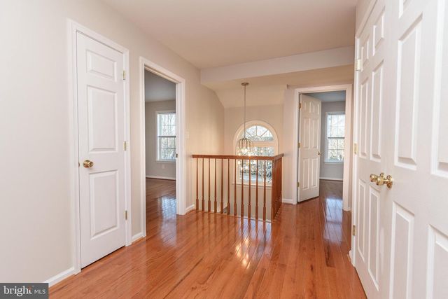 521 DOGWOOD DR, Ambler, PA 19002