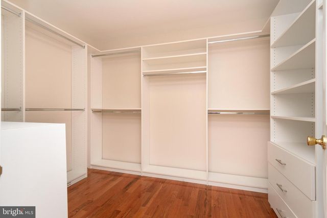 521 DOGWOOD DR, Ambler, PA 19002