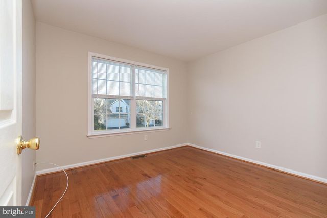 521 DOGWOOD DR, Ambler, PA 19002