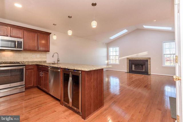 521 DOGWOOD DR, Ambler, PA 19002