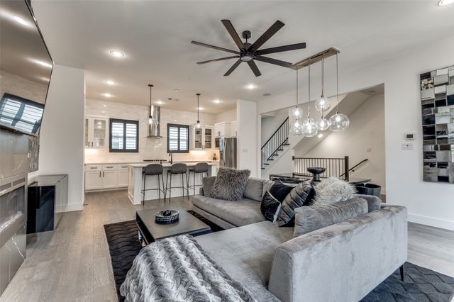 2537 El Camino Lane, Dallas, TX 75212