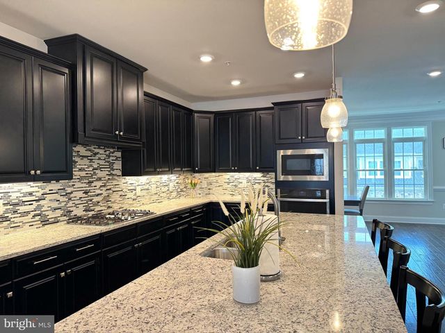 506 CLIFF LN, Malvern, PA 19355