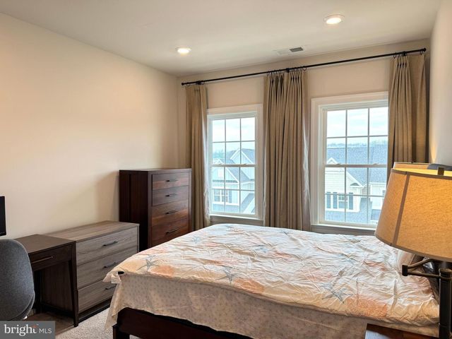 506 CLIFF LN, Malvern, PA 19355