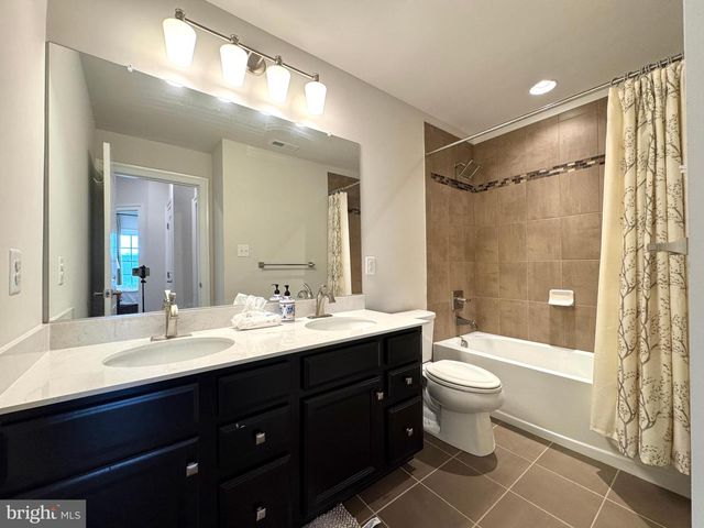 506 CLIFF LN, Malvern, PA 19355