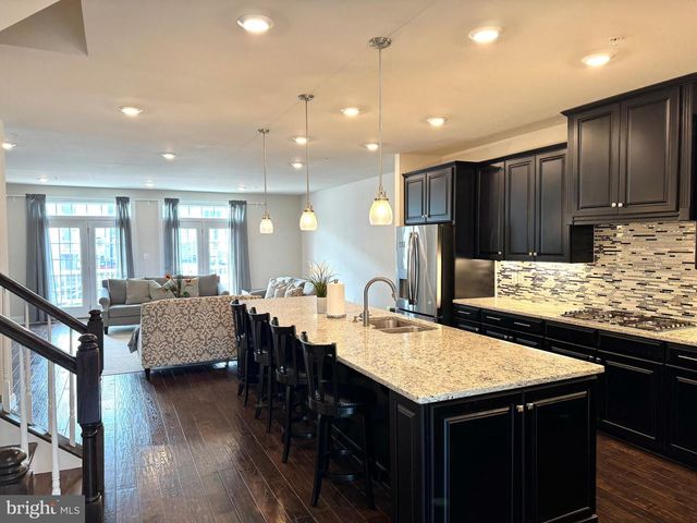 506 CLIFF LN, Malvern, PA 19355