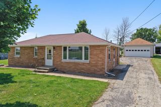 2565 ST KILIAN ROAD, New Franken, WI 54229