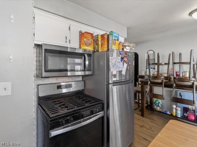 16241 Glenburn Avenue, Maple Heights, OH 44128