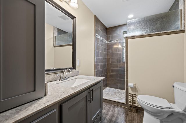 627 4th Avenue W, Shakopee, MN 55379